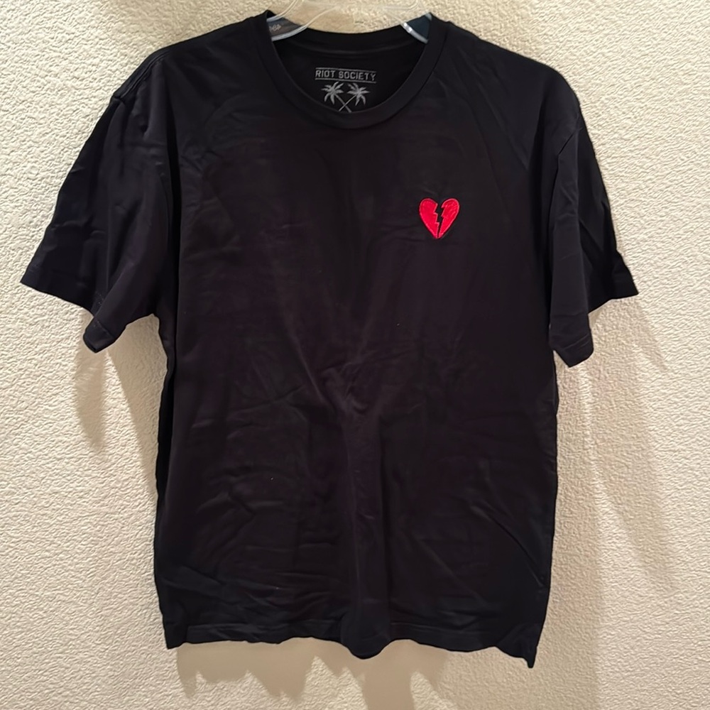 Men’s Broken Heart Embroidered T-Shirt